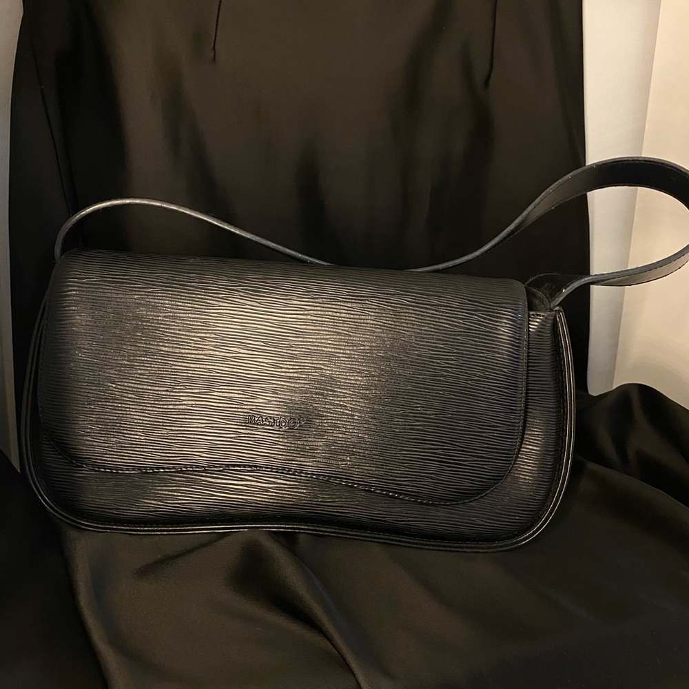 Black Shoulder Bag